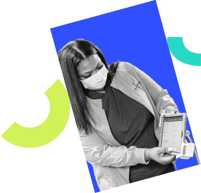 Nurse using health-app